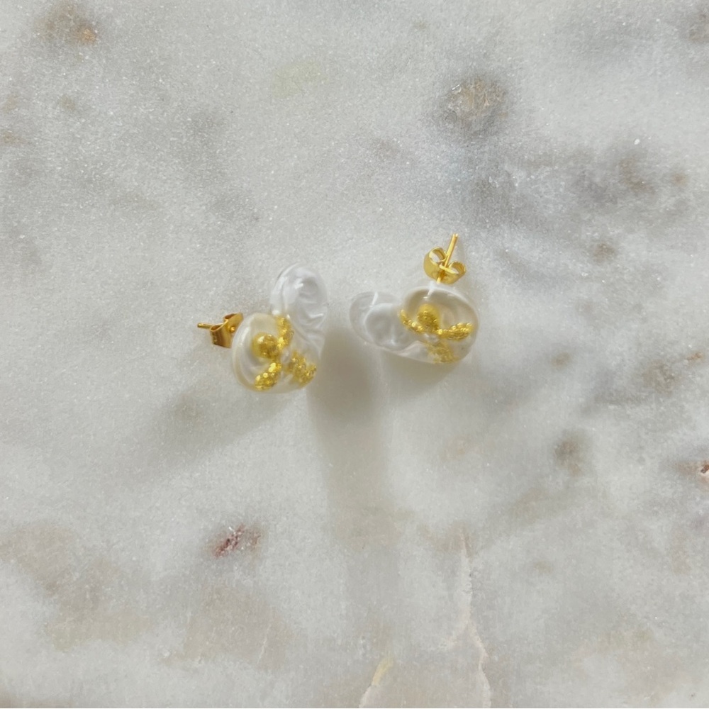 Heart Shaped White and Gold Cross Earrings - Picture 5 of 9